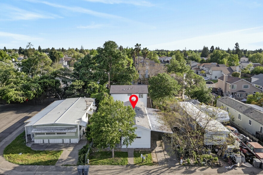 More Photos Of 402 Colin Kelly Dr, Roseville Apartments For Sale