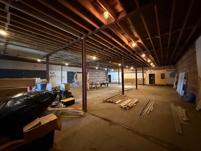 More Photos Of 1845 Linwood Blvd, Oklahoma City Storefront For Sale