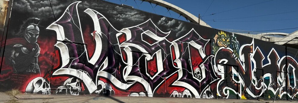 More Photos Of 651 Anderson St, Los Angeles Showroom For Lease