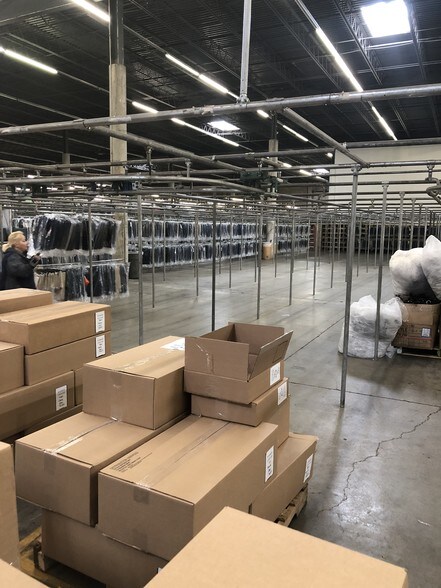 More Photos Of 120 Seaview Dr, Secaucus Distribution For Lease
