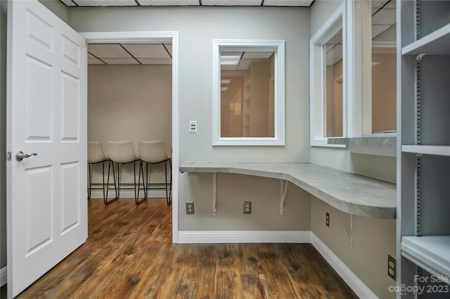 More Photos Of 510 W King St, Kings Mountain Medical For Lease