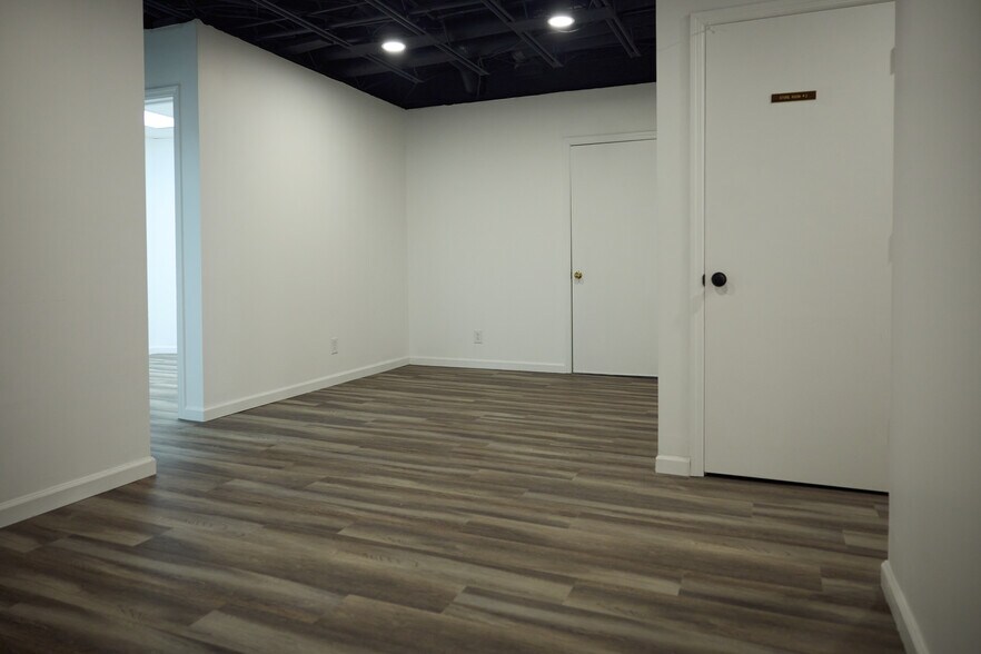 More Photos Of 3494 S Hamilton Rd, Columbus Office For Lease
