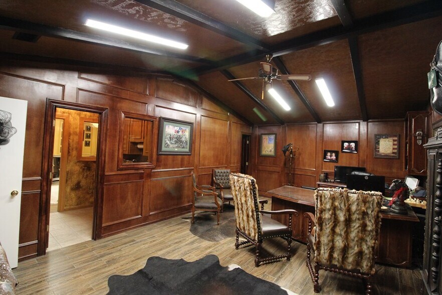 More Photos Of 1221 W University Blvd, Odessa Medical For Sale