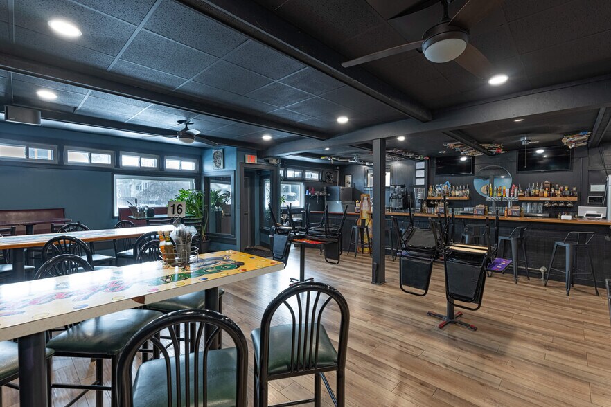 More Photos Of 229 N Belmont Ave, Springfield Storefront Retail Residential For Sale