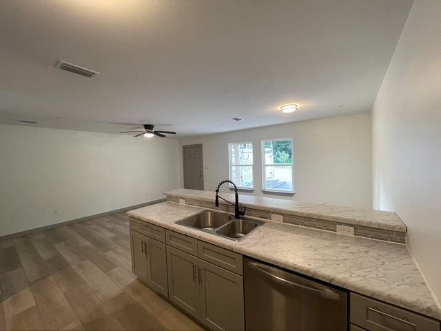 More Photos Of 507 Amos St, Crestview Apartments For Sale