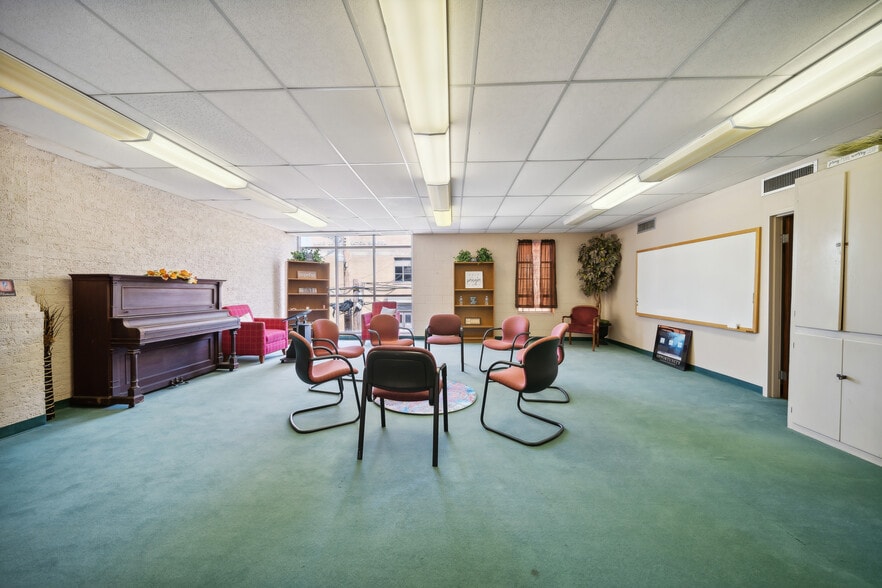 More Photos Of 1203 S Columbia Ave, Tulsa Religious Facility For Sale