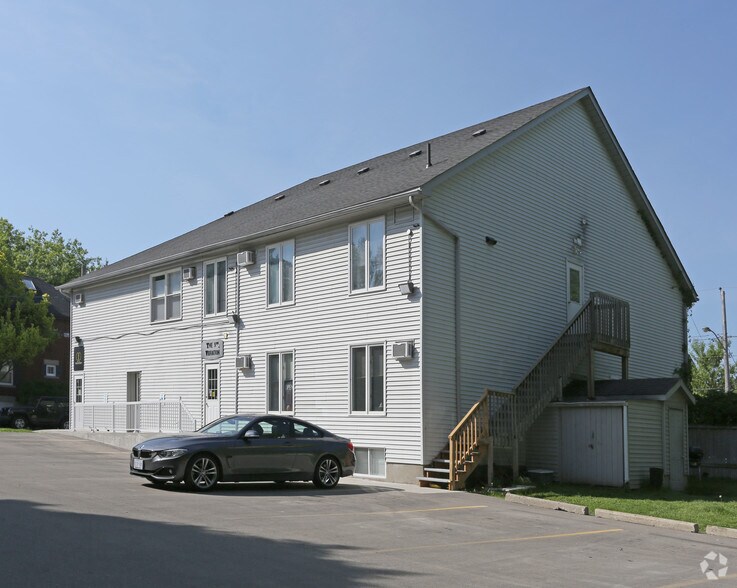 Primary Photo Of 497 Woolwich St, Guelph Office Residential For Lease