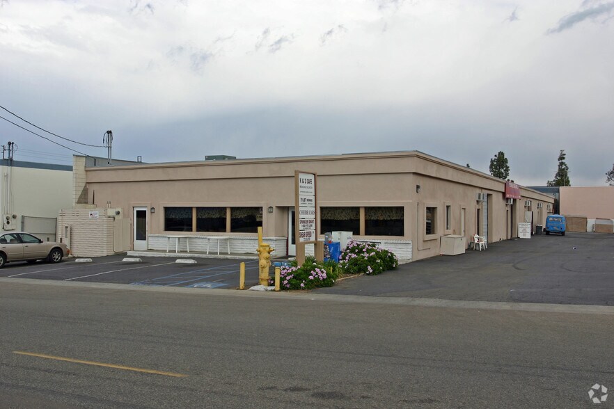 More Photos Of 662-672 Enterprise St, Escondido Warehouse For Lease
