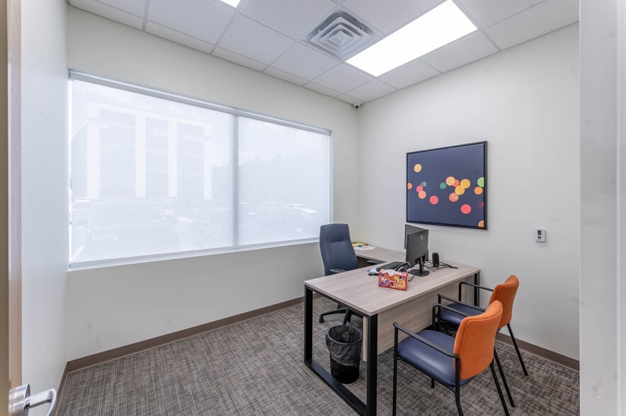 More Photos Of 2013 Cedarbridge Ave, Lakewood Office For Lease