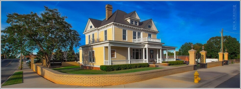 More Photos Of 301 E Windsor St, Monroe Office Residential For Sale