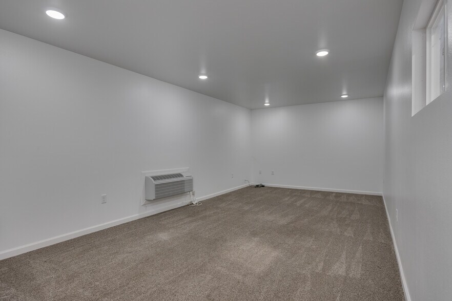 More Photos Of 4323 Duraform Ln, Windsor Industrial For Sale