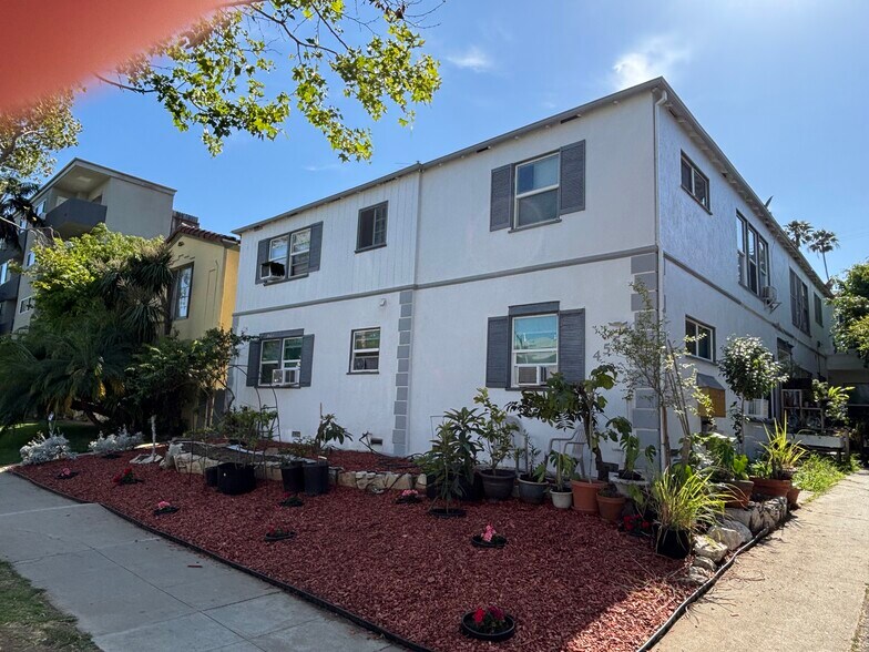 Primary Photo Of 455 S Oakhurst Dr, Beverly Hills Apartments For Sale