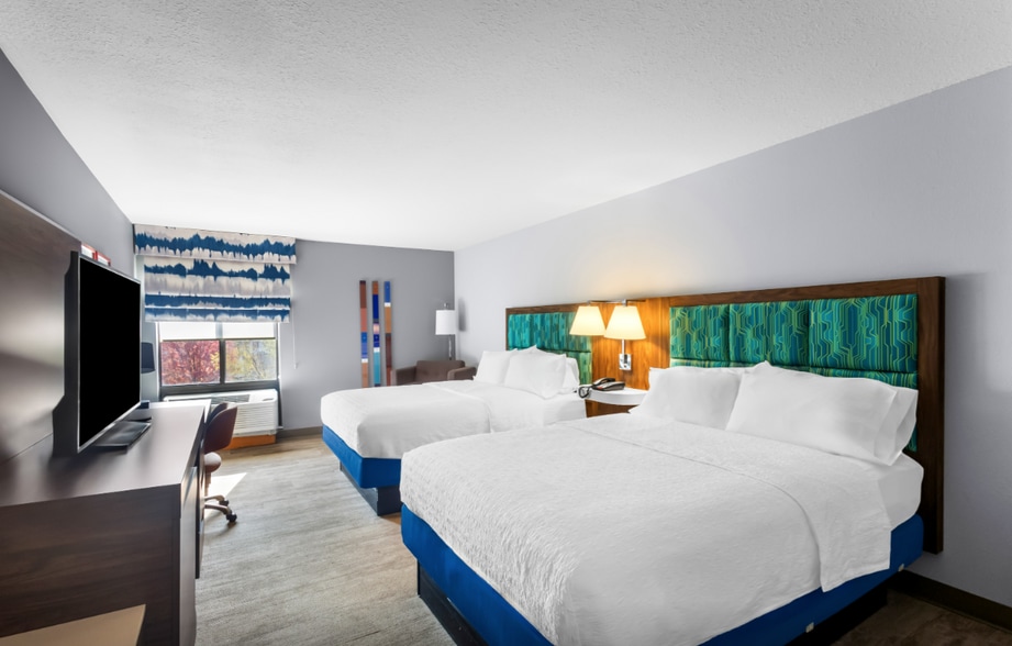 More Photos Of 1502 North Baldwin Ave, Marion Hotel For Sale