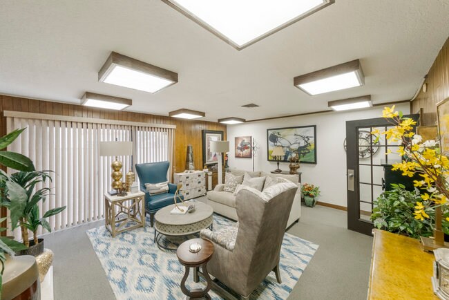 More Photos Of 1719 E 71st St, Tulsa Office Residential For Sale