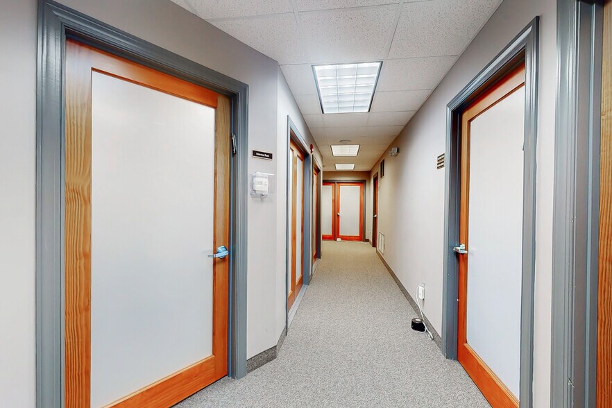 More Photos Of 7 Waterloo Rd, Stanhope Office For Sale