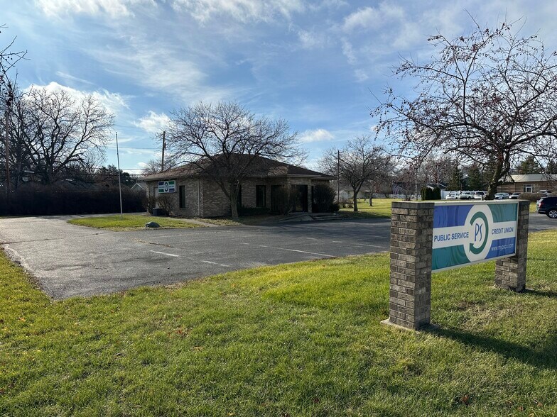 Primary Photo Of 3425 Hobson Rd, Fort Wayne Storefront Retail Office For Sale
