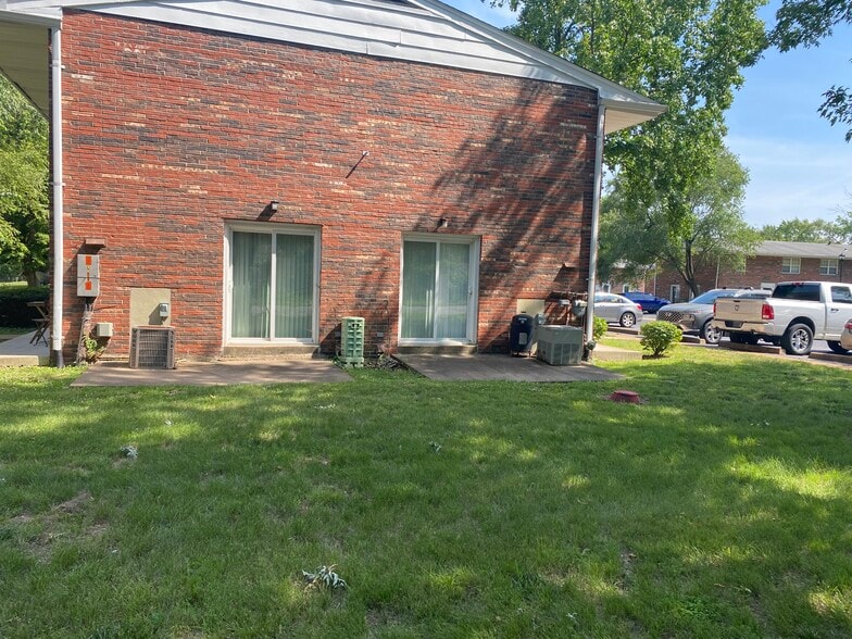 More Photos Of 1624 Northwinds Estates Dr, Saint Louis Apartments For Sale