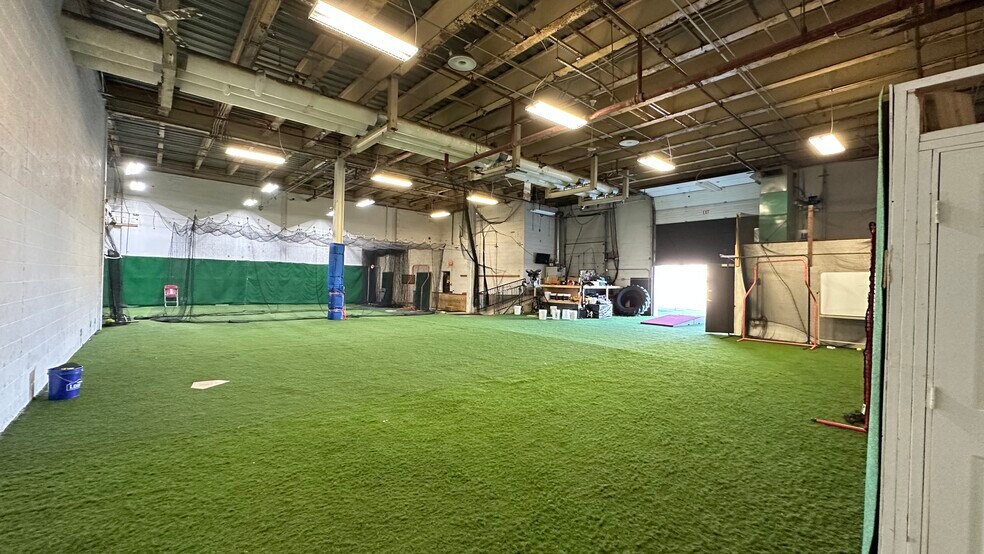 More Photos Of 1727-1801 Union Blvd, Allentown Warehouse For Lease