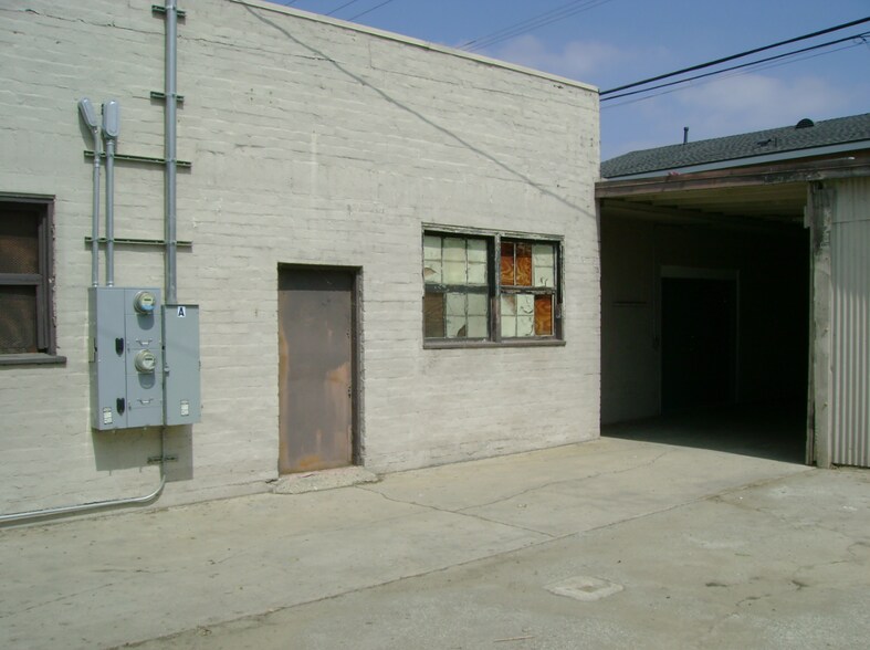 More Photos Of 5939-5941 Clara St, Bell Gardens Manufacturing For Lease