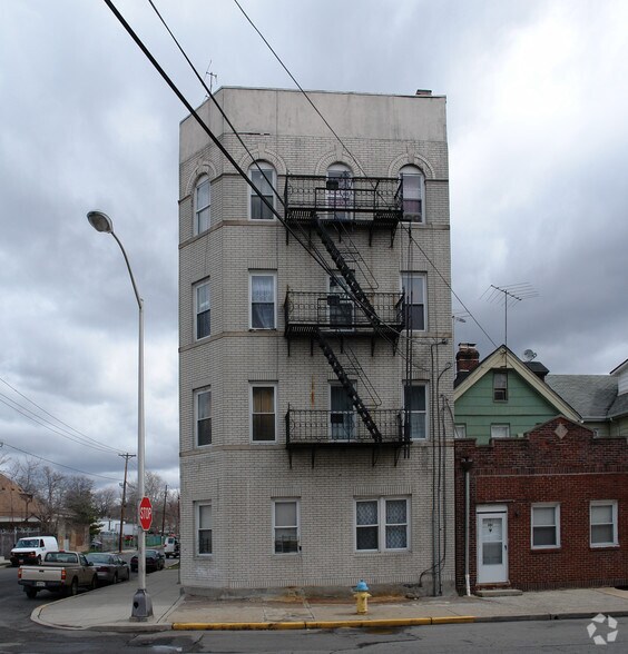 More Photos Of 300 Watchung Ave, Orange Apartments For Sale