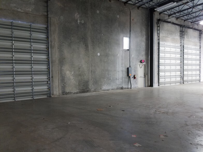 More Photos Of 3200 Fairlane Farms Rd, Wellington Unknown For Lease