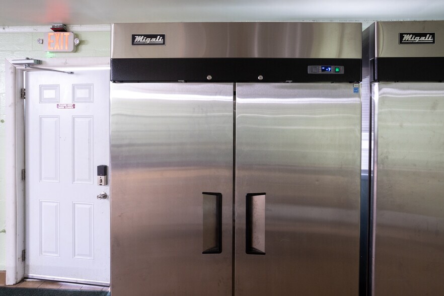 More Photos Of 10204 Se State Road 100, Starke Flex For Sale