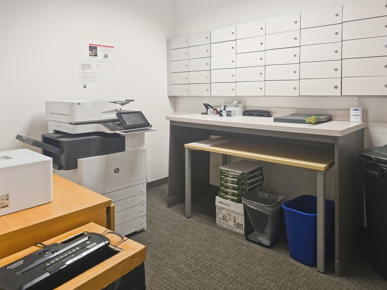 More Photos Of 10121 SE Sunnyside Rd, Clackamas Coworking Space