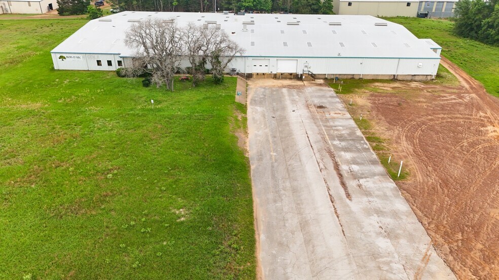 More Photos Of 101 Anvil St, Jacksonville Warehouse For Lease