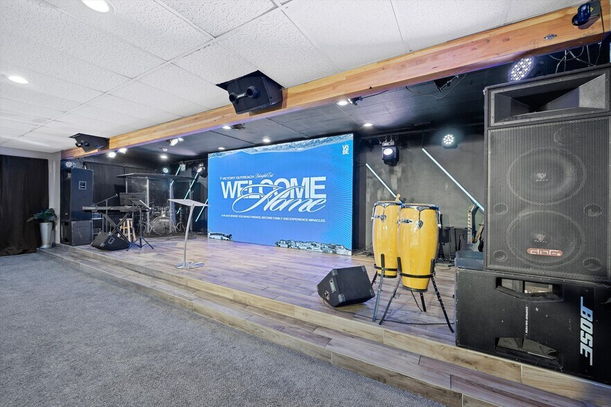 More Photos Of 1307 Columbus St, Bakersfield Specialty For Sale