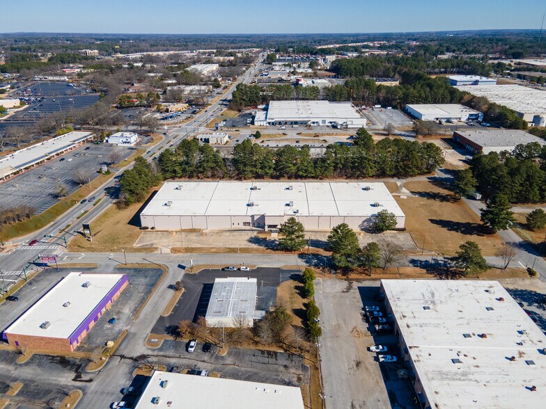 More Photos Of 1056 Personal Pl, Morrow Distribution For Lease