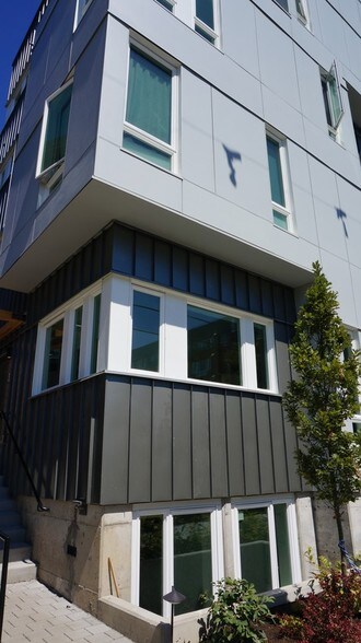 More Photos Of 2418 NW 58th St, Seattle Apartments For Sale