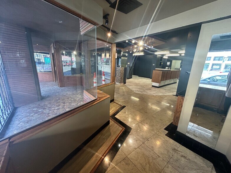 More Photos Of 25 2nd St, Reno Convenience Store For Lease