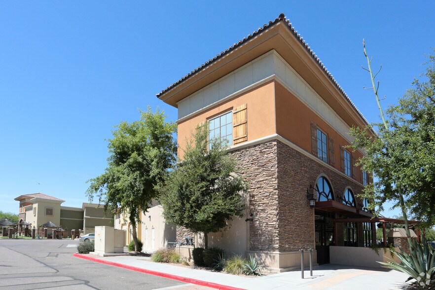 More Photos Of 4991 S Alma School Rd, Chandler General Retail For Lease