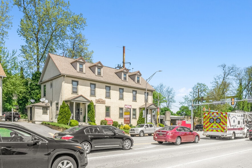 More Photos Of 123 E Lancaster Ave, Paoli Storefront Retail Office For Sale