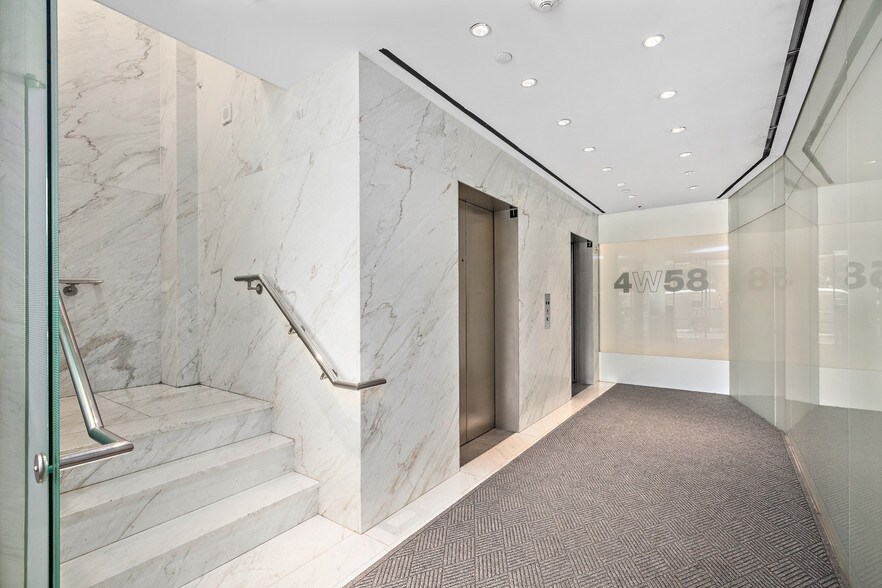 More Photos Of 4-8 W 58th St, New York Office For Lease