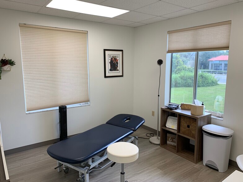 More Photos Of 1000 Executive Dr, Oviedo Medical For Lease