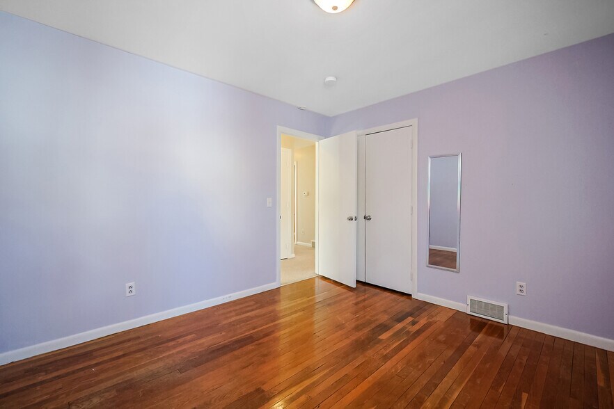 More Photos Of 338 Church St, Whitinsville Medical For Sale