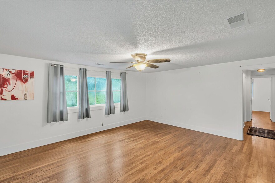 More Photos Of 1507 Sumner Ave, Charleston Office Residential For Sale