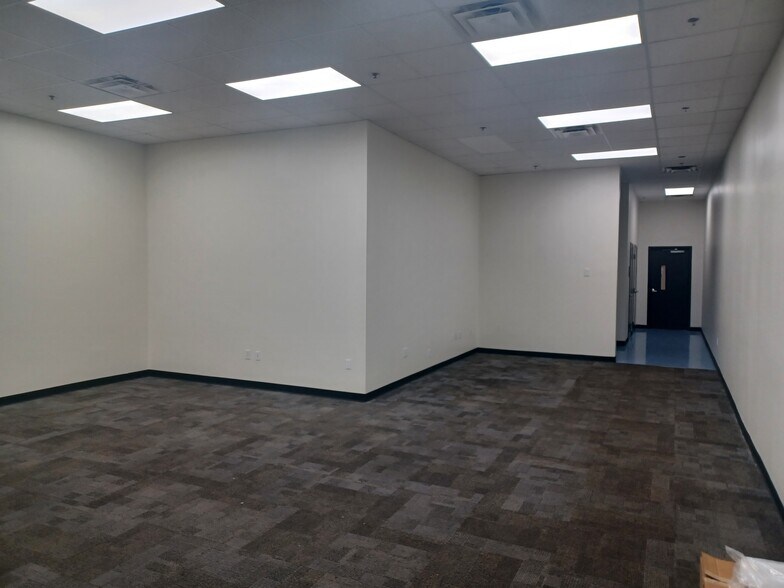 More Photos Of 277 Mallory Station Rd, Franklin Manufacturing For Lease