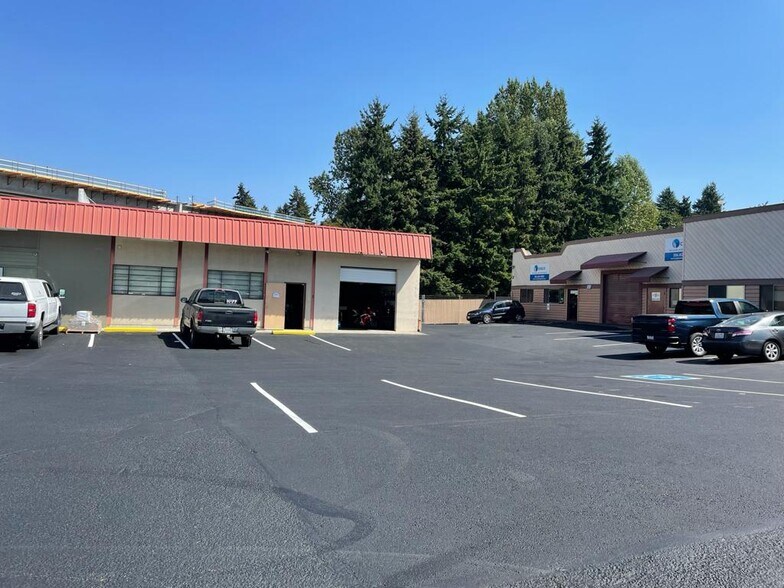 More Photos Of 20810-20820 International Blvd, Seatac Industrial For Sale