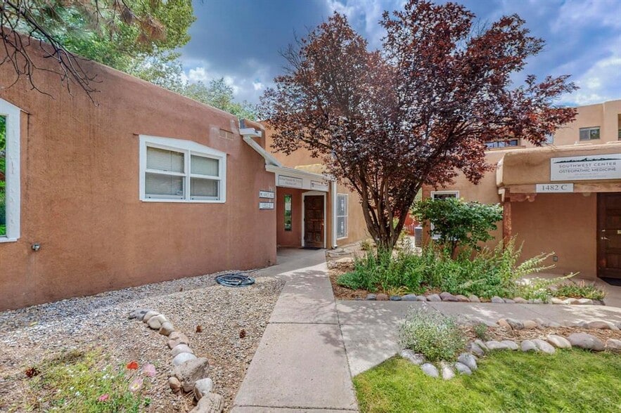 More Photos Of 1482 S Saint Francis Dr, Santa Fe Office For Sale