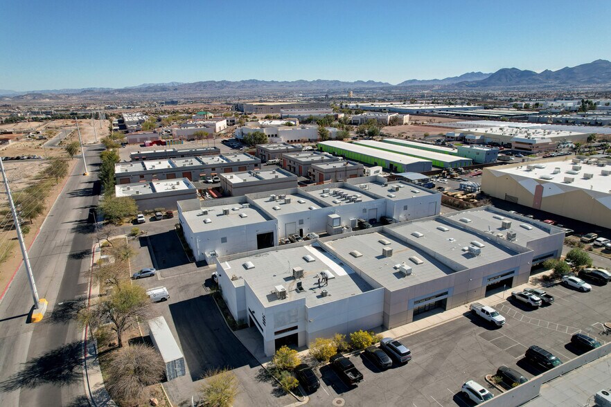 More Photos Of 1997 Whitney Mesa Dr, Henderson Warehouse For Lease