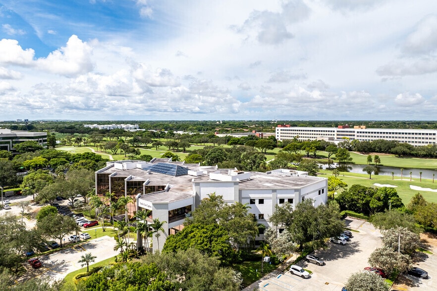 More Photos Of 6111 Broken Sound Pky NW, Boca Raton Office For Lease