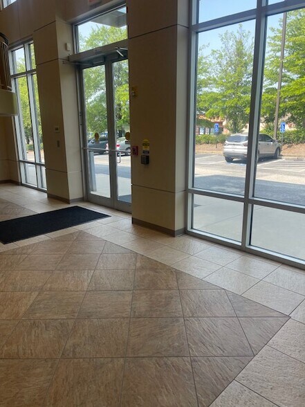 More Photos Of 4851-4899 Bill Gardner Pky, Locust Grove Medical For Lease