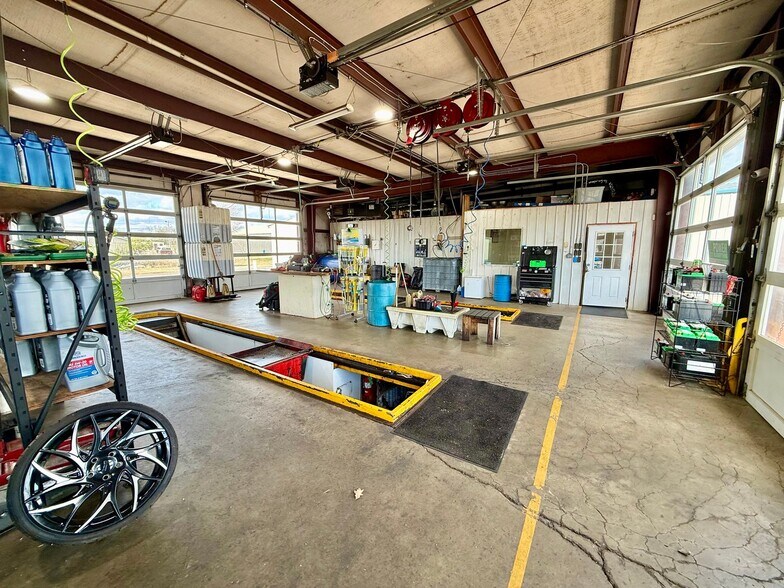 More Photos Of 134 Merchant St, Cadiz General Retail For Sale