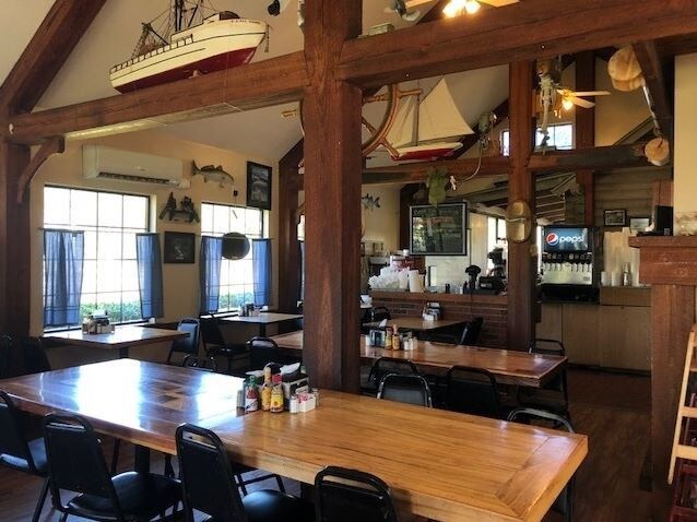 More Photos Of 2216 S Mimosa Ave, Middleburg General Retail For Sale