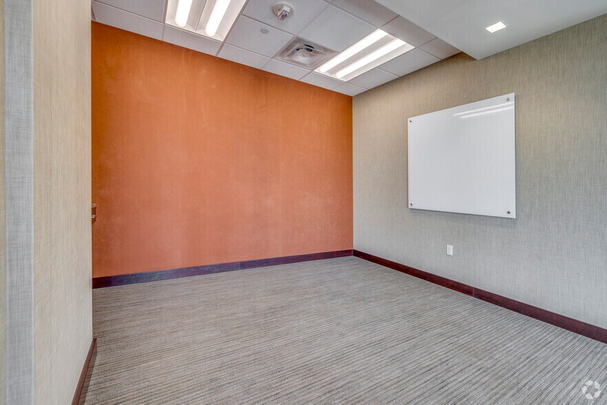 Photo of 15th Floor Ste 