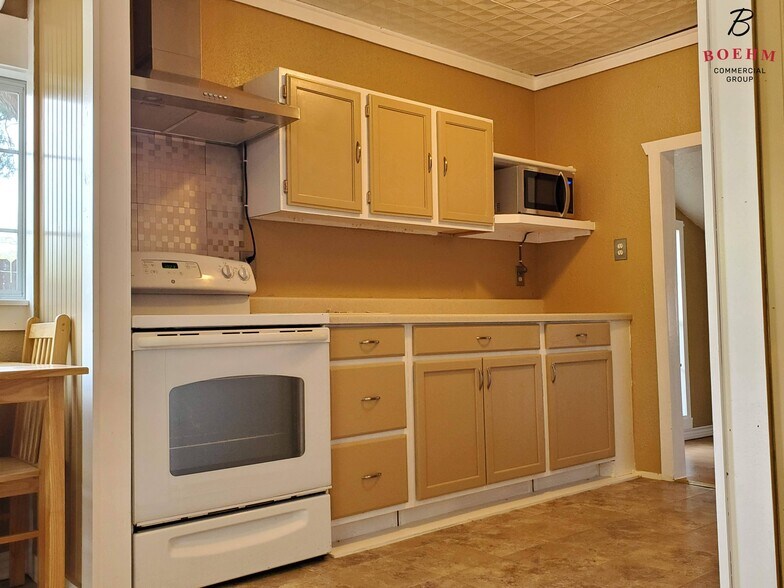 More Photos Of 138 Grey Moss Ct, Ingram Apartments For Sale