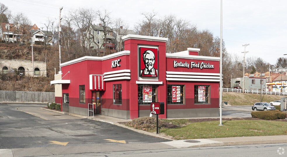 Primary Photo Of 804 West View Park Dr, Pittsburgh Fast Food For Lease