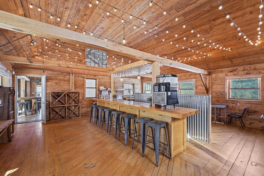 More Photos Of 248 County Road 1, Chenango Forks Specialty For Sale